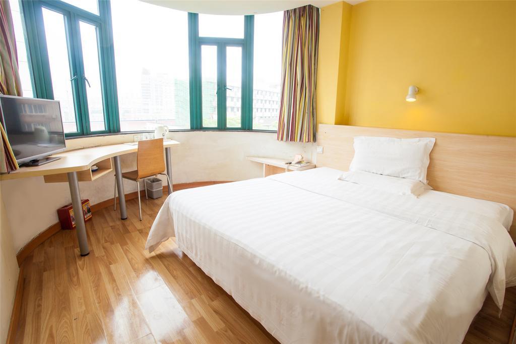 7Days Inn Guilin Zhengyang Road Pedestrain Street Exterior foto